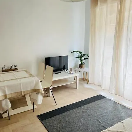 4 Couchages - A 2 Min De La A Pied - Parking Et Linge En Option *