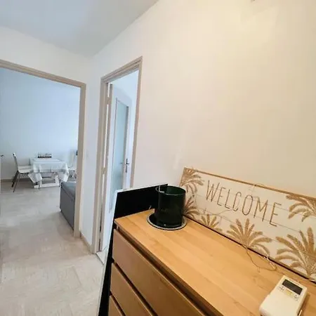 4 Couchages - A 2 Min De La A Pied - Parking Et Linge En Option Apartman Juan-les-Pins