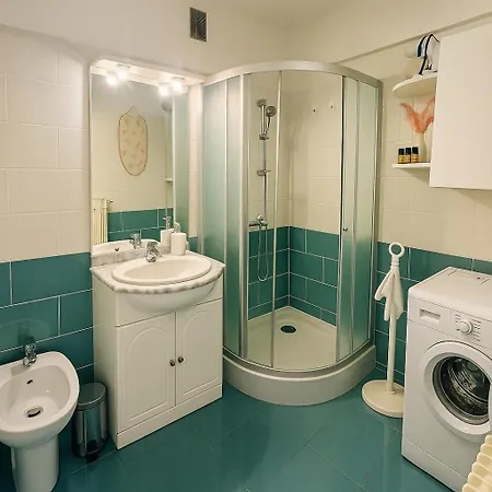 4 Couchages - A 2 Min De La A Pied - Parking Et Linge En Option *