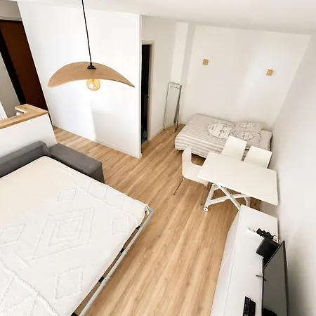 4 Couchages - A 2 Min De La A Pied - Parking Et Linge En Option Lägenhet